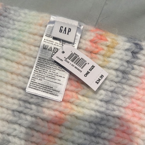 ⚡️NWT⚡️Gap Hat & Scarf - Picture 5 of 6